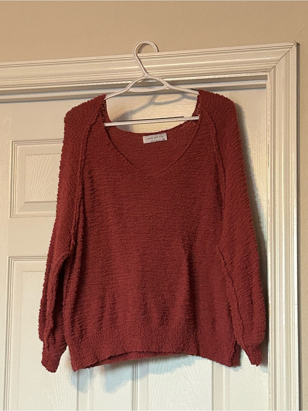 Cozy V-Neck Women's Sweater - Brick Red